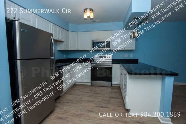 272 Summerwalk Cir in Chapel Hill, NC - Building Photo - Building Photo