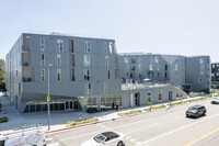 11776 Santa Monica Blvd in Los Angeles, CA - Building Photo - Building Photo