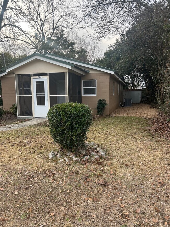 property at 1339 Jackson Ln