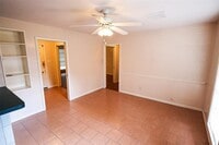 5235 Beechnut St photo'