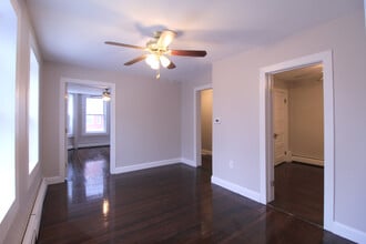 99 Central Ave, Unit 1 in Chelsea, MA - Building Photo - Building Photo