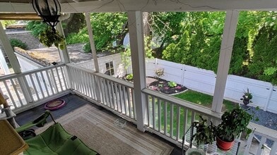 125 Slade St in Belmont, MA - Building Photo - Building Photo