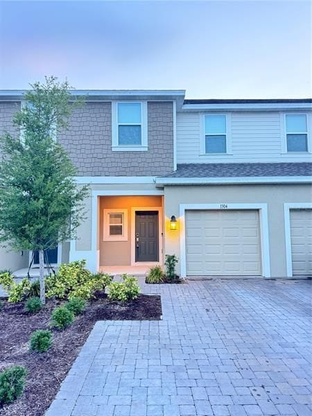 property at 1304 Drake Rdg Dr