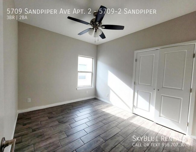 5709 Sandpiper Ave in Palmhurst, TX - Building Photo - Building Photo