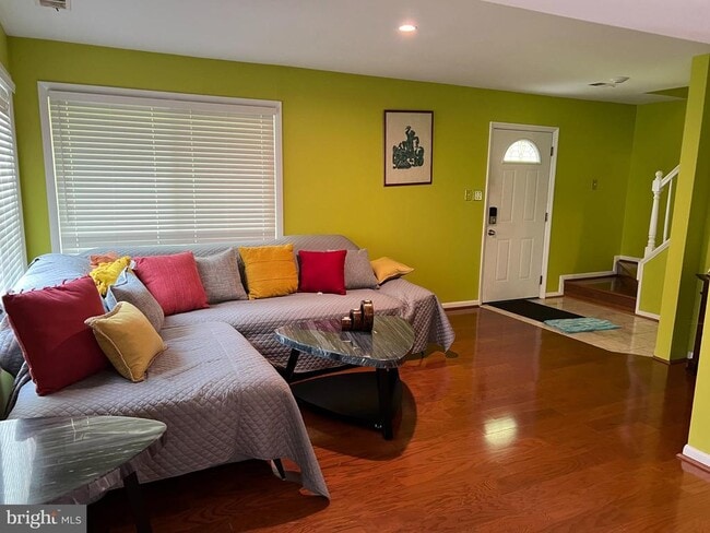 18433 Allspice Dr in Germantown, MD - Building Photo - Building Photo
