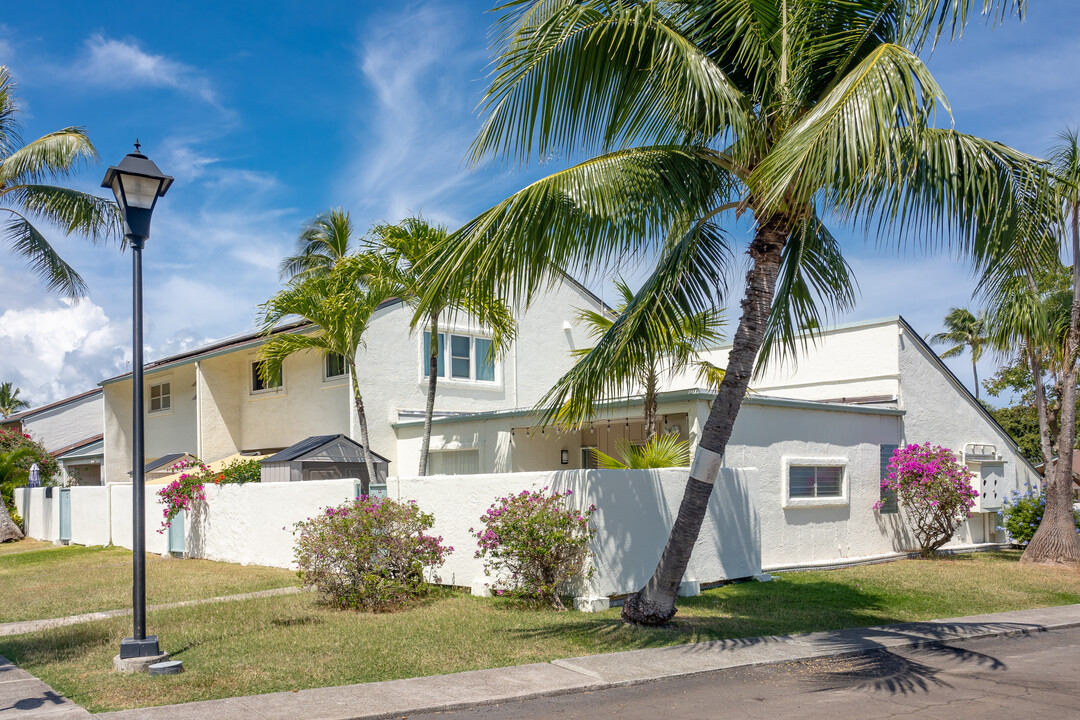 Aikahi Gardens in Kailua, HI - Building Photo