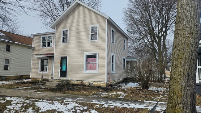 property at 308 E High St