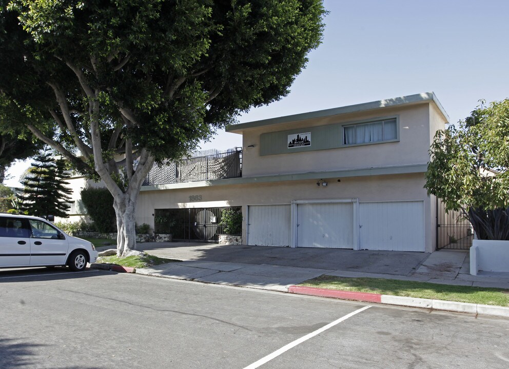 1863 10th St. in Santa Monica, CA - Building Photo
