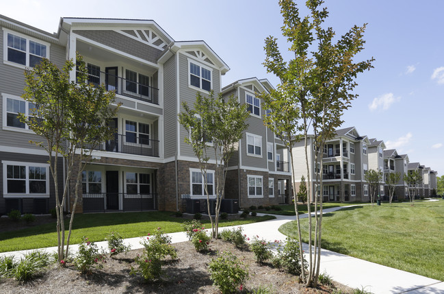 Bridgeway Chattanooga Apartment Homes in Chattanooga, TN - Foto de edificio - Building Photo
