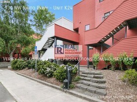 930 NW Naito Pkwy in Portland, OR - Building Photo