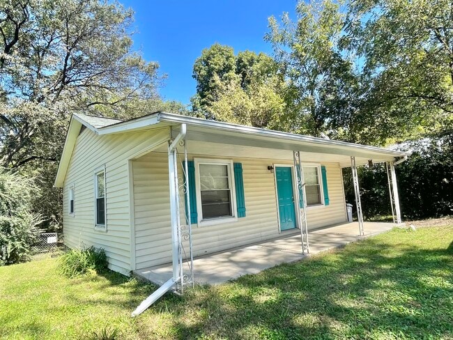 property at 3109 Joyce Ave