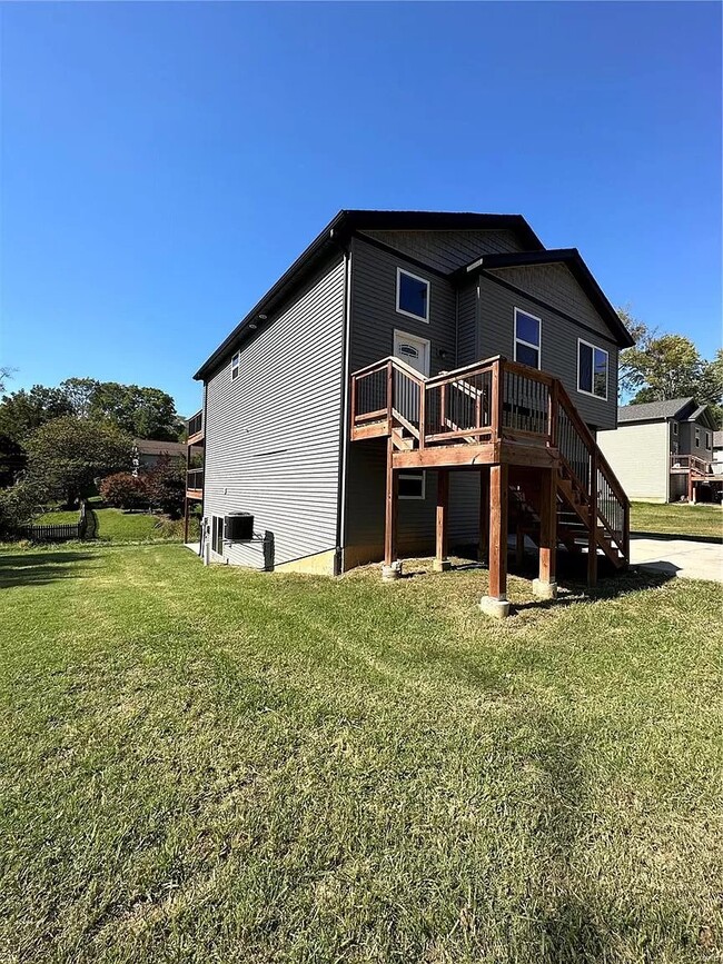 525 S Jefferson Ave in Collinsville, IL - Building Photo - Building Photo