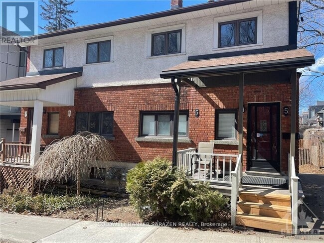 property at 5 Edgar St