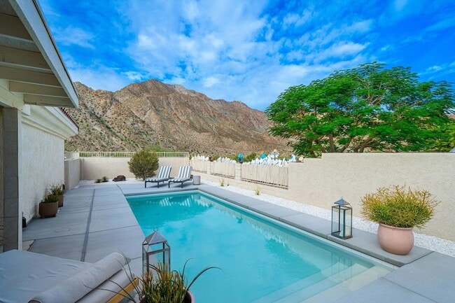 53680 Avenida Montezuma in La Quinta, CA - Building Photo - Building Photo