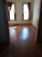 441 W Lemon St., Unit First floor in Lancaster, PA - Foto de edificio - Building Photo