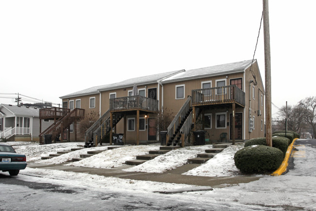 1518 Magazine St in Louisville, KY - Foto de edificio - Building Photo