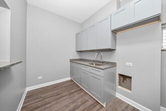 5029 S Racine Ave in Chicago, IL - Building Photo - Building Photo