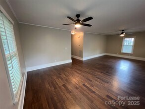 1525 Browns Ave in Charlotte, NC - Building Photo - Building Photo