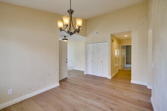 1801 Avenida La Posta in Encinitas, CA - Building Photo - Building Photo