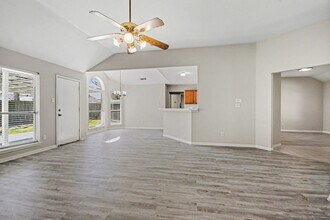 9478 Carmalee St in Houston, TX - Building Photo - Building Photo