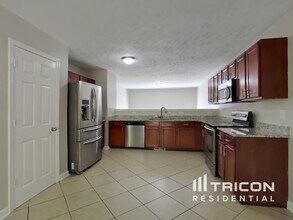 645 Belgium Dr in Nashville, TN - Building Photo - Building Photo
