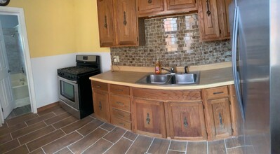 1249 Greenwich St in Reading, PA - Building Photo - Building Photo