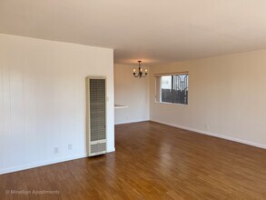 1813 12th St in Santa Monica, CA - Foto de edificio - Building Photo