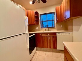 22 Andover A in West Palm Beach, FL - Building Photo