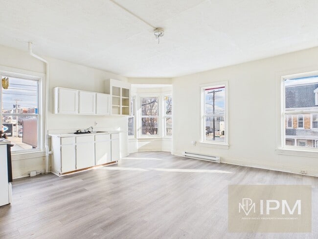 property at 1001 W Princess St