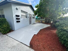502 S K St in Lake Worth, FL - Building Photo