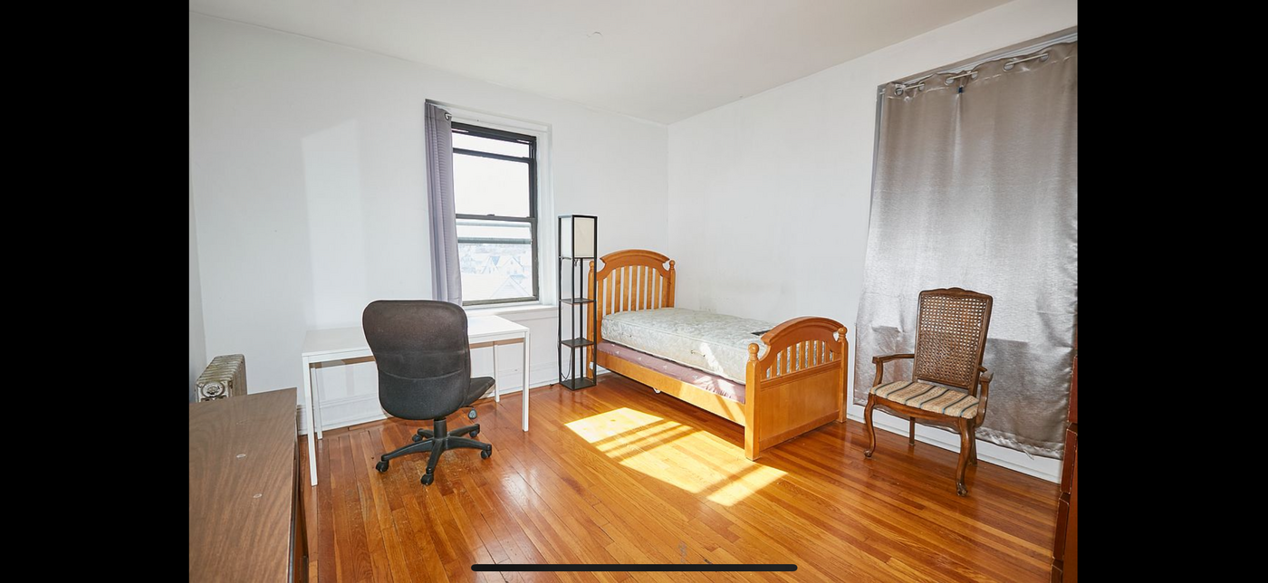 6264 Saunders St, Unit 4K in Rego Park, NY - Foto de edificio