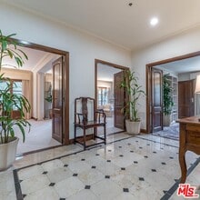 425 N Maple Dr in Beverly Hills, CA - Building Photo - Building Photo