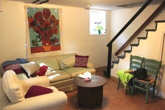 17 Putnam Ave, Unit 17-A in Cambridge, MA - Building Photo - Building Photo