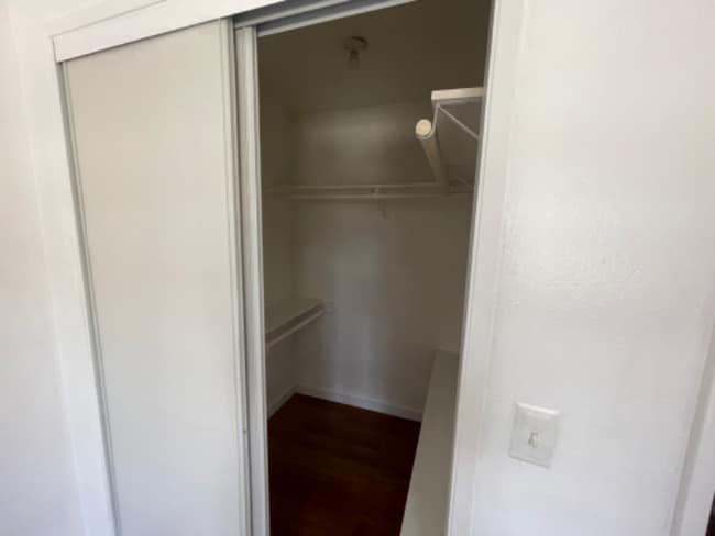 616 Hendricks Ave in East Los Angeles, CA - Building Photo - Building Photo