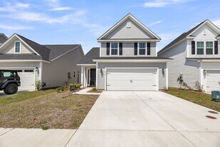 8713 Revival Rd in North Charleston, SC - Building Photo
