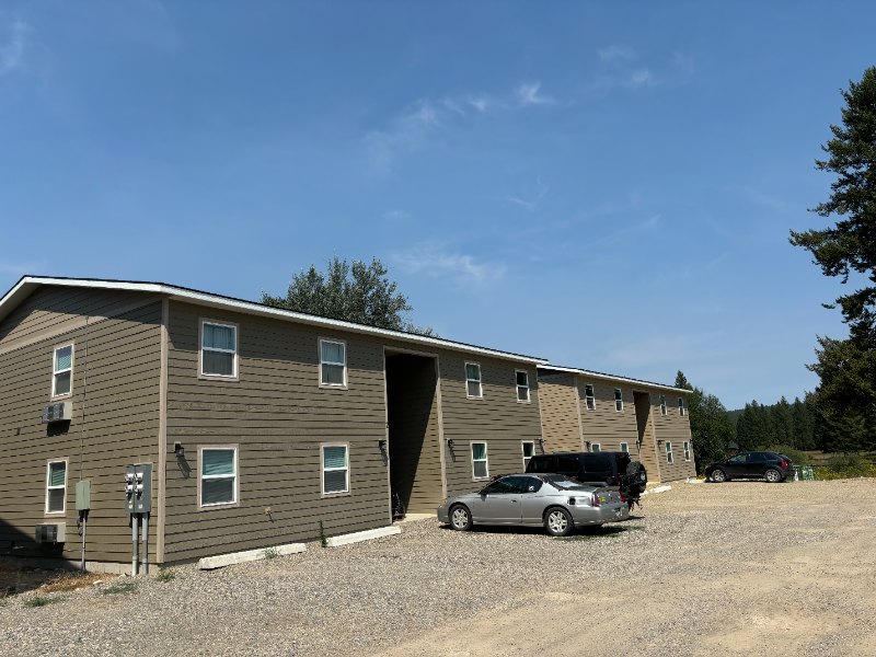 1040 W 2nd St in Libby, MT - Building Photo