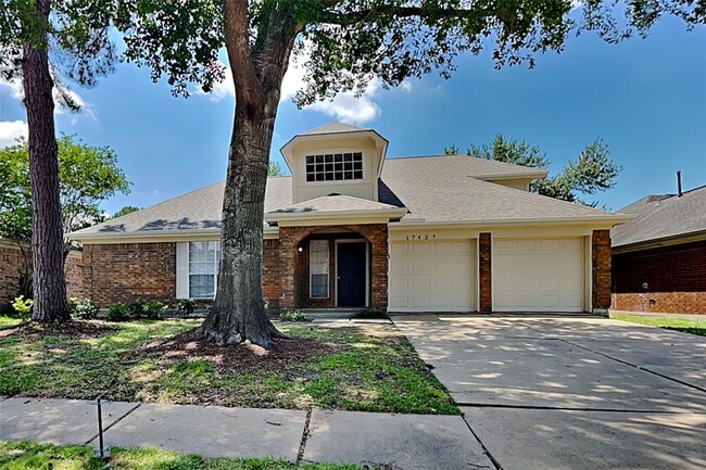 property at 17427 Masonridge Dr