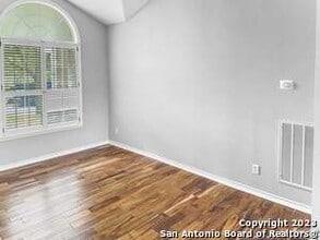 71 Wolfeton Wy in San Antonio, TX - Building Photo - Building Photo