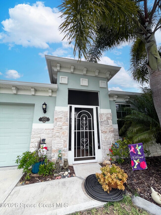 4342 Ruthann Cir in Melbourne, FL - Foto de edificio - Building Photo