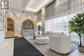 2088 James St in Burlington, ON - Building Photo - Building Photo