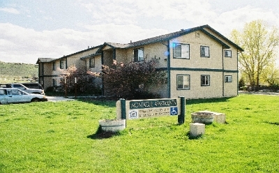 Montague Apartments in Montague, CA - Building Photo