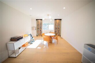 4935 Ocean View Blvd in La Canada Flintridge, CA - Building Photo - Building Photo
