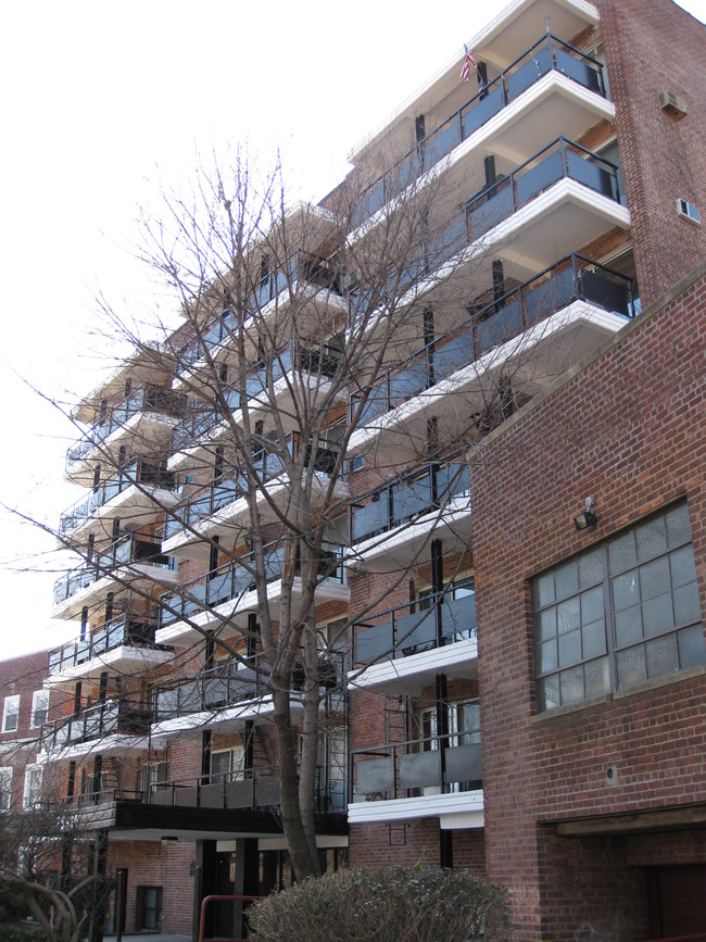 Forest Hills in Flushing, NY - Building Photo - Building Photo