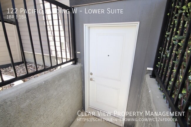 122 Pacific Landing W in Lethbridge, AB - Building Photo - Building Photo