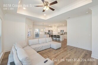 807A Cedar Ave S in Niceville, FL - Building Photo - Building Photo