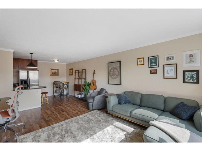3120 Hennepin Ave in Minneapolis, MN - Building Photo - Building Photo