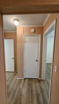 3201 Ocoee St N, Unit Apt # 3 in Cleveland, TN - Building Photo - Building Photo