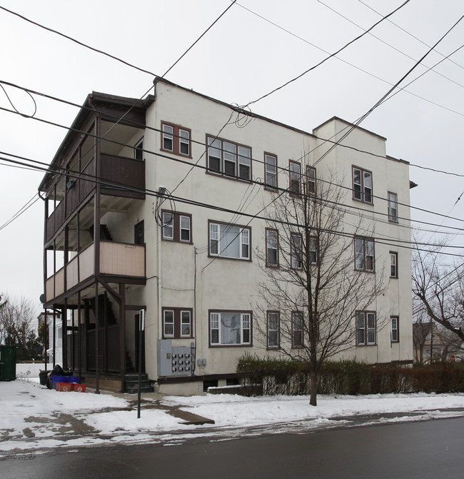 952 N Webster Ave in Scranton, PA - Foto de edificio - Building Photo