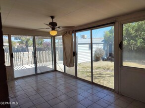 492 St Matthews St in El Paso, TX - Building Photo - Building Photo