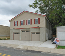 49-53 E Holly Ave in Pitman, NJ - Building Photo - Building Photo